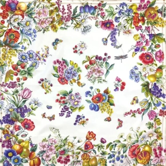 GUCCI Floral Fruit Motif Scarf 100% Silk EUC - Picture 6 of 8